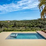 Chrisselen Stalos Appartement